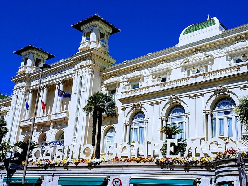 Realz Casino: Recensione e Consigli per i Giocatori Italiani, realz casino recensioni
